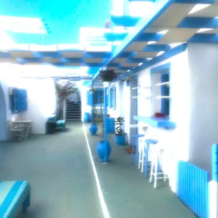 Amelie Santorini (adults Only) ホテル ペリッサ