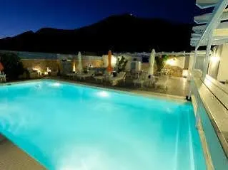 ホテル Amelie Santorini (adults Only)